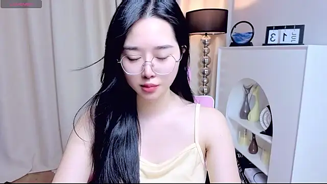 Snapshot of miuu6868 chatting on 14, 7, 2026 miuu6868 online show from 14, 7, 2026