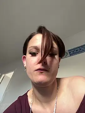 Quenn667 online show from 5, 6, 2026