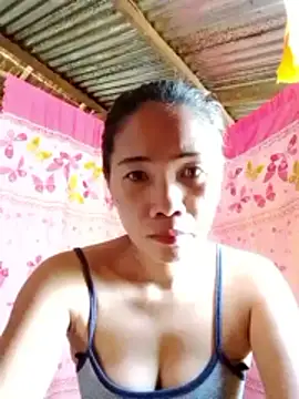 hotmom lyn online show from 28, 5, 2026