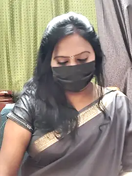 Snapshot of Meera_mia chatting on 4, 7, 2026 Meera mia online show from 4, 7, 2026