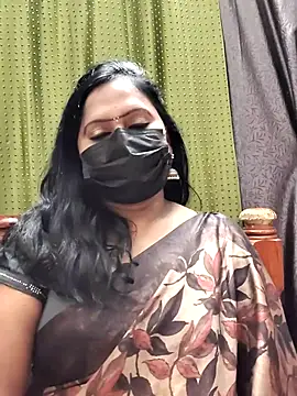 Snapshot of Meera_mia chatting on 8, 7, 2026 Meera mia online show from 8, 7, 2026
