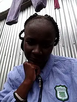 Snapshot of Ebonylouisa chatting on 19, 6, 2026 Ebonylouisa online show from 19, 6, 2026