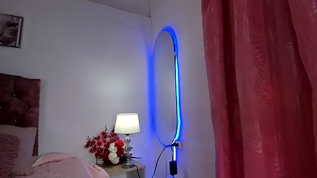 Mia Nova5 online show from 21, 6, 2026