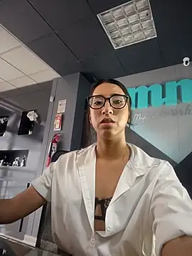 LacyLureXXX online show from 15, 7, 2026