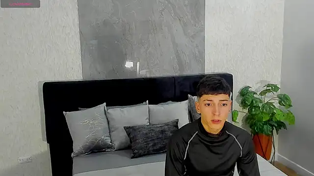 Snapshot of Gian_Rossi chatting on 11, 7, 2026 Gian Rossi online show from 11, 7, 2026