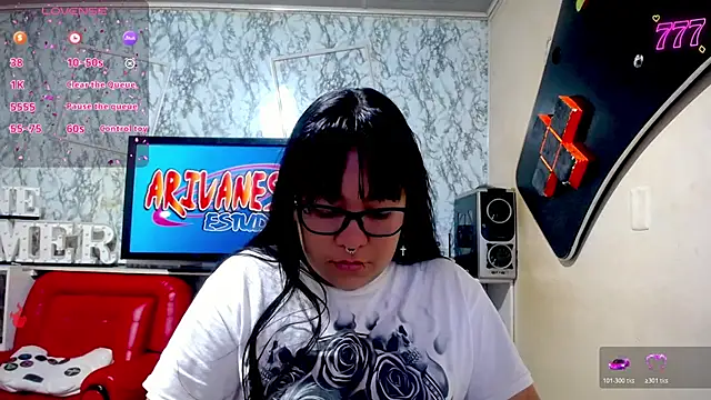 Snapshot of Xander_Taylor__ chatting on 6, 6, 2026 Xander Taylor online show from 6, 6, 2026