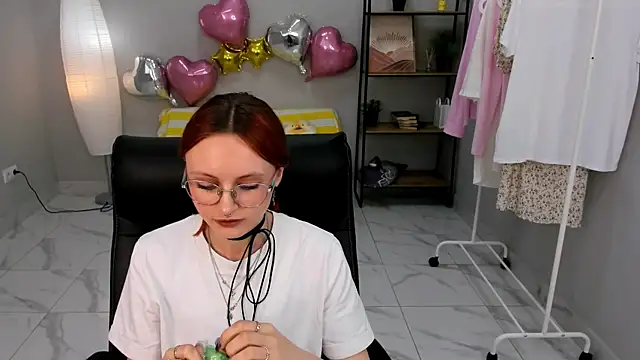 Snapshot of Alice_Reid_ chatting on 30, 5, 2026 Alice Reid online show from 30, 5, 2026