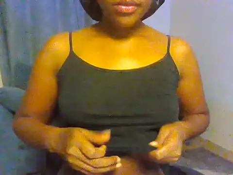 Snapshot of DivineDollx chatting on 8, 6, 2026 DivineDollx online show from 8, 6, 2026