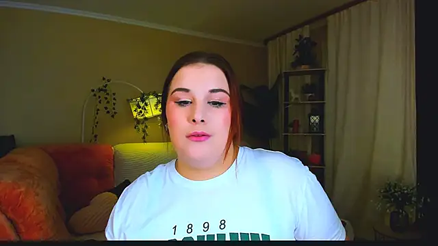 Snapshot of OliviaTwens chatting on 3, 6, 2026 OliviaTwens online show from 3, 6, 2026