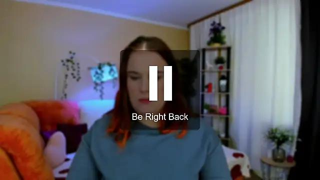 Snapshot of OliviaTwens chatting on 5, 6, 2026 OliviaTwens online show from 5, 6, 2026