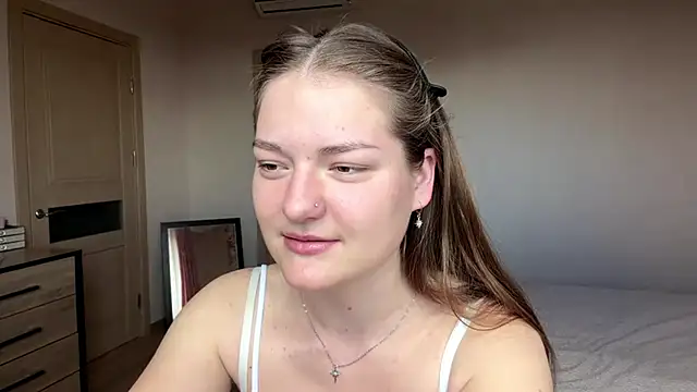 Snapshot of lizzzanatooo chatting on 29, 5, 2026 lizzzanatooo online show from 29, 5, 2026