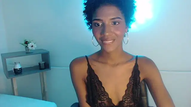 Snapshot of AlissonSmal chatting on 12, 6, 2026 AlissonSmal online show from 12, 6, 2026