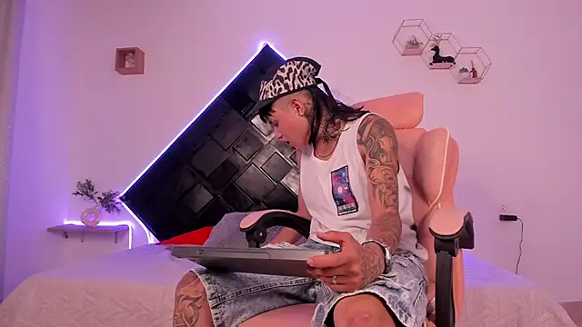 Snapshot of Noah_Blaze_ chatting on 29, 5, 2026 Noah Blaze online show from 29, 5, 2026