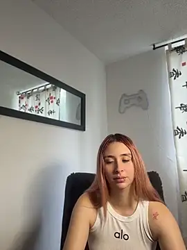 Sophia LuxxX online show from 1, 7, 2026