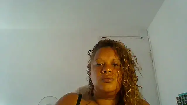 Snapshot of DOMINATRICESANDRA chatting on 1, 6, 2026 DOMINATRICESANDRA online show from 1, 6, 2026