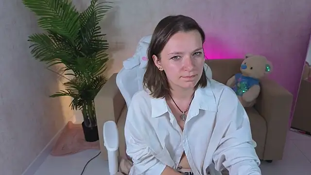 Snapshot of kira_hatti chatting on 27, 6, 2026 kira hatti online show from 27, 6, 2026