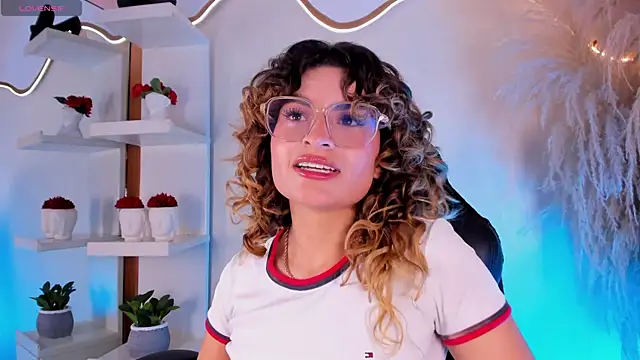 emilymjs  online show from 31, 5, 2026