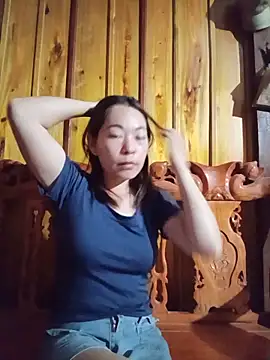 Snapshot of -Trinina- chatting on 9, 6, 2026 -Trinina- online show from 9, 6, 2026