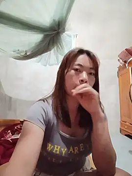Snapshot of -Trinina- chatting on 10, 6, 2026 -Trinina- online show from 10, 6, 2026