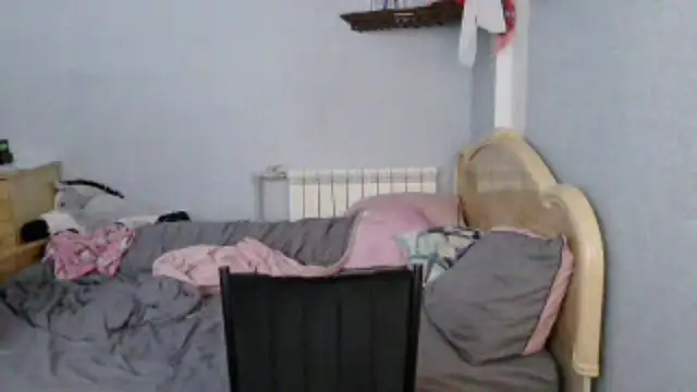 Snapshot of AlessiaViolet chatting on 3, 6, 2026 AlessiaViolet online show from 3, 6, 2026