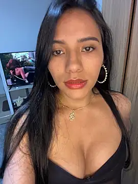 Snapshot of Caro_Mildrey chatting on 10, 6, 2026 Caro Mildrey online show from 10, 6, 2026
