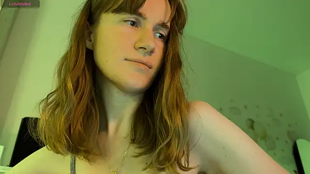 Snapshot of agniia257 chatting on 3, 7, 2026 agniia257 online show from 3, 7, 2026