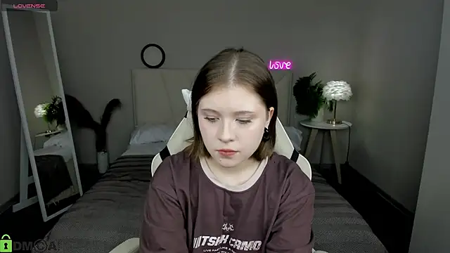 Kylie-Voss online show from 8, 7, 2026