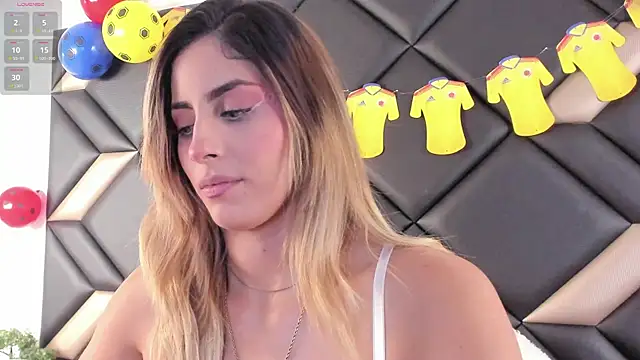 AdrianaHarlow online show from 18, 7, 2026