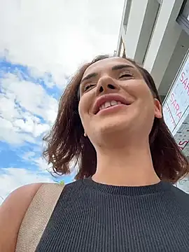 chloenyx online show from 23, 6, 2026
