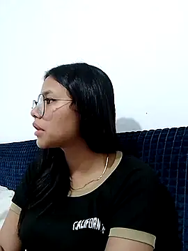Sofielovee-01 online show from 10, 6, 2026