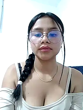 Sofielovee-01 online show from 11, 7, 2026