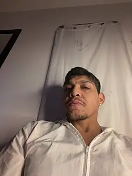 Snapshot of Tatuadomoreno23cm chatting on 24, 6, 2026 Tatuadomoreno23cm online show from 24, 6, 2026