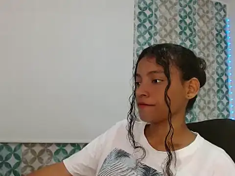 Snapshot of Isabellacarson chatting on 17, 6, 2026 Isabellacarson online show from 17, 6, 2026