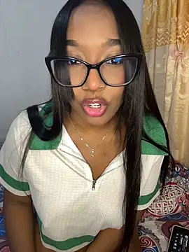 Snapshot of chell_iivy chatting on 22, 6, 2026 chell iivy online show from 22, 6, 2026