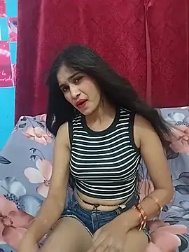 Naughty Kiara  online show from 26, 6, 2026