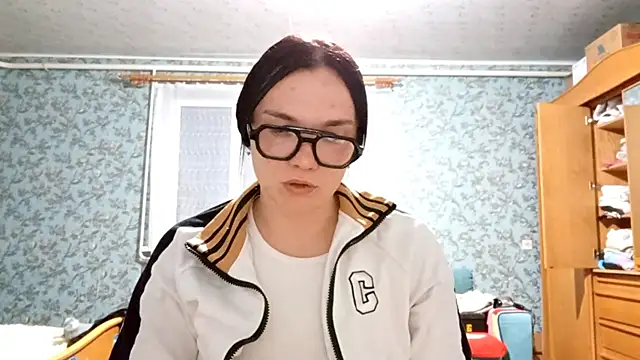 Snapshot of PhyllisMackert chatting on 1, 6, 2026 PhyllisMackert online show from 1, 6, 2026