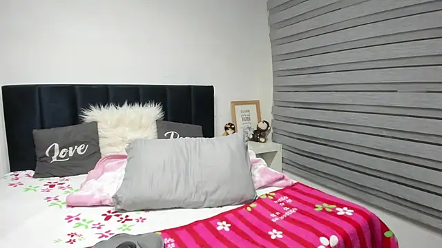 Snapshot of Bianca_seduction chatting on 17, 7, 2026 Bianca seduction online show from 17, 7, 2026