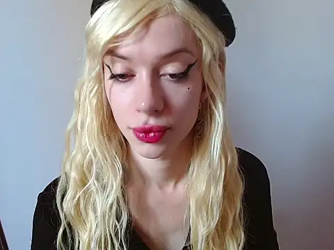 Snapshot of ZantWich chatting on 28, 6, 2026 ZantWich online show from 28, 6, 2026