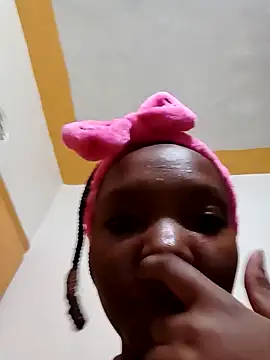 Snapshot of SlyBunny chatting on 31, 5, 2026 SlyBunny online show from 31, 5, 2026