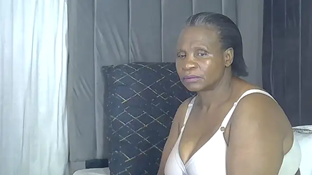 naughtymilf2026 online show from 10, 6, 2026