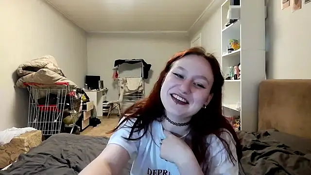 Snapshot of LoiseLovetto chatting on 21, 6, 2026 LoiseLovetto online show from 21, 6, 2026