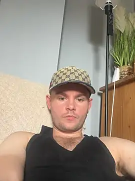 Snapshot of Ronnie153 chatting on 5, 8, 2026 Ronnie153 online show from 5, 8, 2026