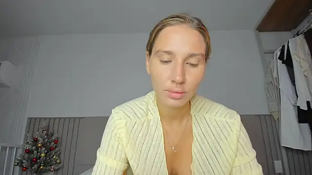 SofiClimbing online show from 17, 12, 2025