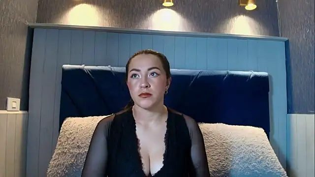Snapshot of Lyannasex chatting on 1, 7, 2026 Lyannasex online show from 1, 7, 2026
