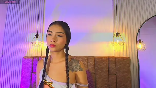 Snapshot of KENNIA_SWEETIEE chatting on 9, 6, 2026 KENNIA SWEETIEE online show from 9, 6, 2026
