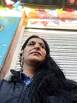ALEJANDRA  28 online show from 6, 7, 2026