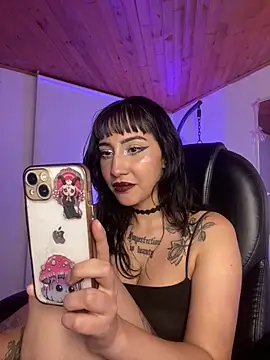 Snapshot of Zaira_pink chatting on 2, 6, 2026 Zaira pink online show from 2, 6, 2026