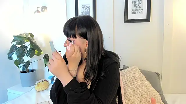 Snapshot of annyy_catt chatting on 14, 7, 2026 annyy catt online show from 14, 7, 2026