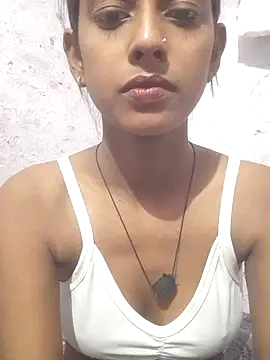 Saloni-Tyagi online show from 22, 6, 2026