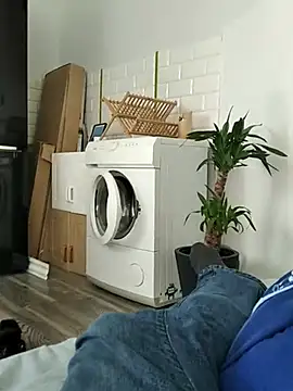 Kozikmistrz1995 online show from 2, 6, 2026